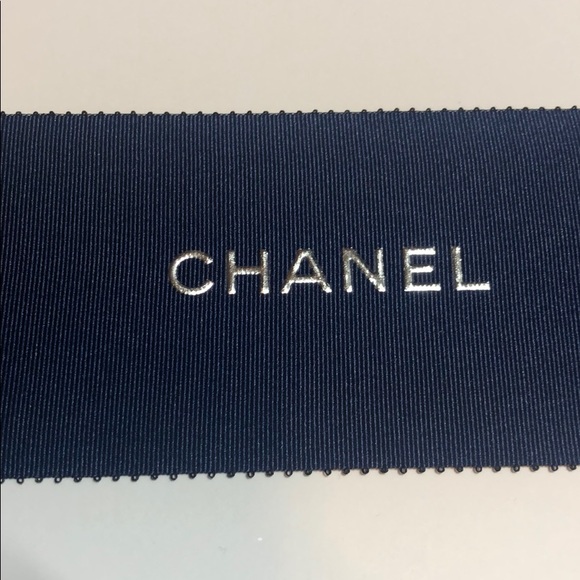100% Auth CHANEL GIFT BOX w/ RIBBON - Picture 11 of 14